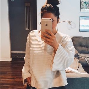 Boxy Jack Sweater sz large in ivory
